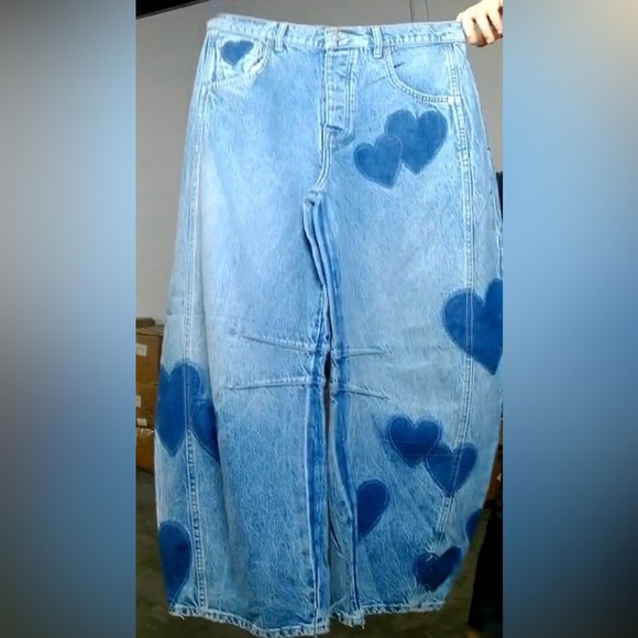 Free People Good Luck Barrel Jeans Heart Print NWOT Viral Wide Leg Denim - Picture 7 of 7